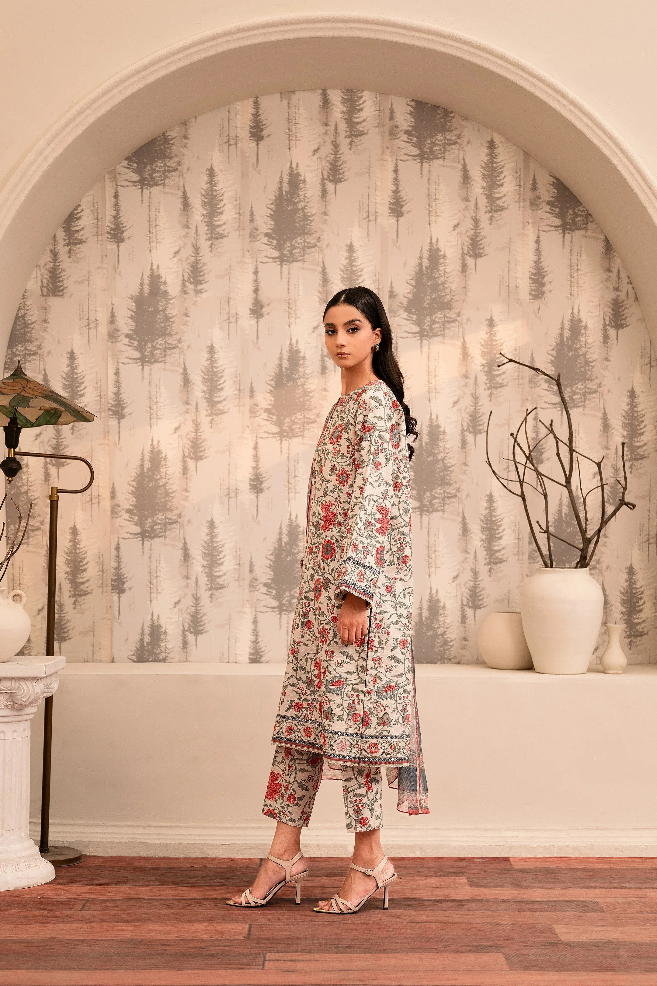 Exclusive Printed Fabric Suits